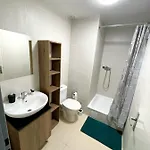 Appartement Zborovska 22 A