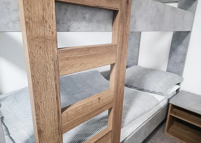 Zborovska 22 A Daire *