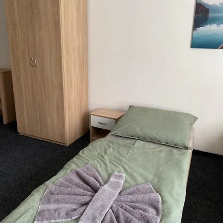 Zborovska 22 A * Plzeň